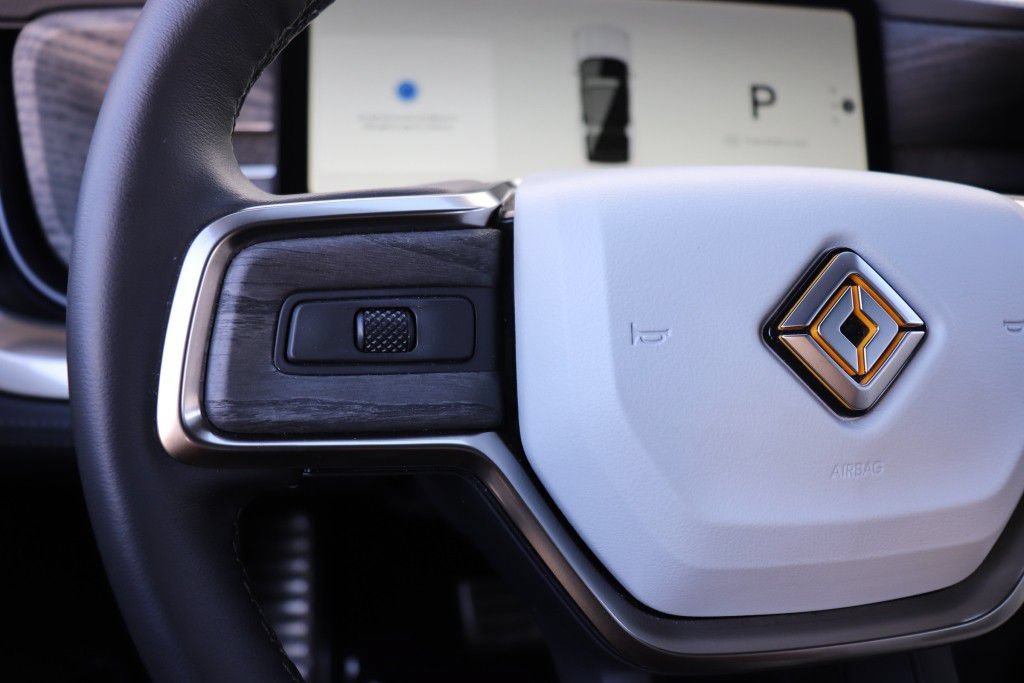 Used 2023 Rivian R1S Adventure Quad AWD/4WD image 40