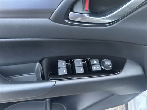 New 2025 MAZDA CX-5 AWD 2.5 S image 13