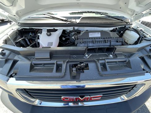 Used 2025 GMC Savana 2500 w/ Driver Convenience Package RWD image 38