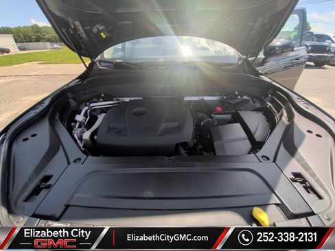 Used 2022 Volvo XC90 T5 Momentum AWD/4WD image 25