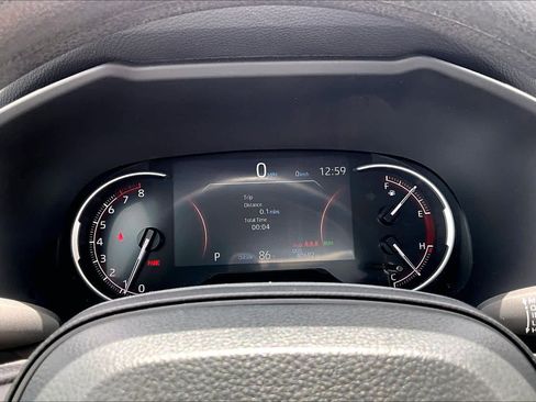 Used 2025 Toyota RAV4 XLE image 26