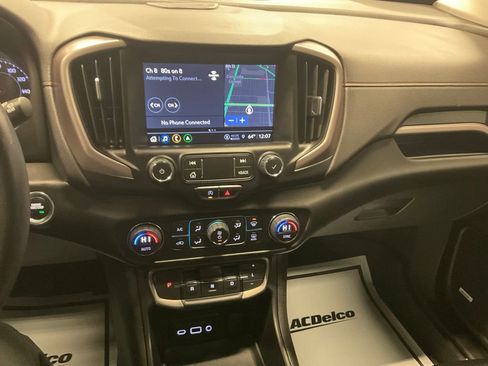 Used 2022 GMC Terrain AT4 w/ Infotainment Package II image 23