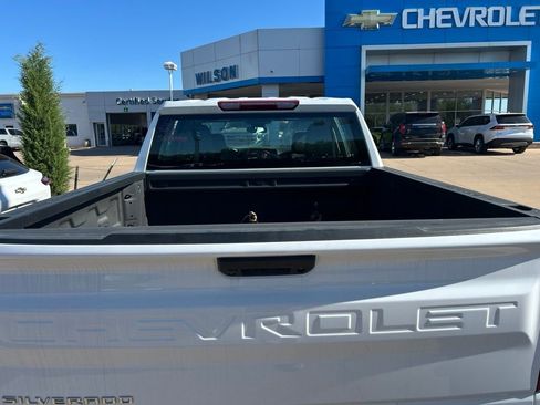 Used 2025 Chevrolet Silverado 1500 W/T w/ Trailering Package AWD/4WD image 8