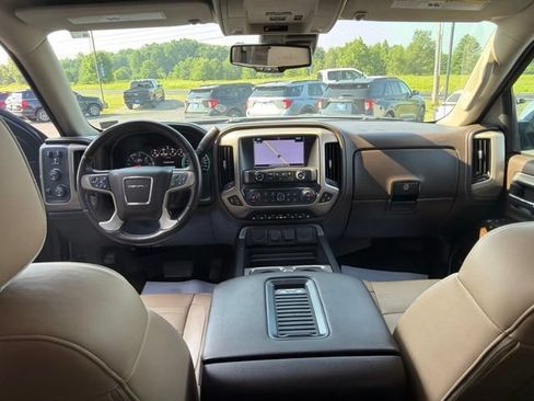 Used 2018 GMC Sierra 1500 Denali w/ Denali Ultimate Package AWD/4WD image 26