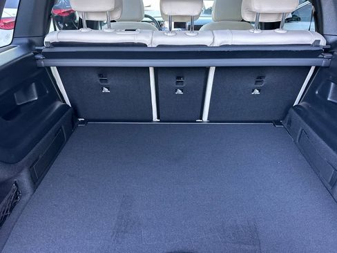 New 2026 Mercedes-Benz GLB 250 image 14