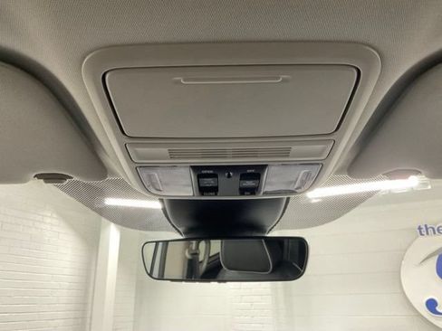 Certified 2025 Honda Odyssey Touring image 34