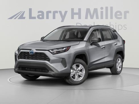 Used 2023 Toyota RAV4 LE AWD/4WD image 1