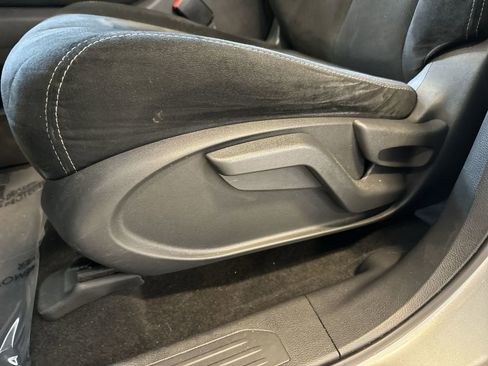 Used 2019 Nissan Murano S image 20