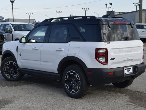 New 2025 Ford Bronco Sport Outer Banks image 4