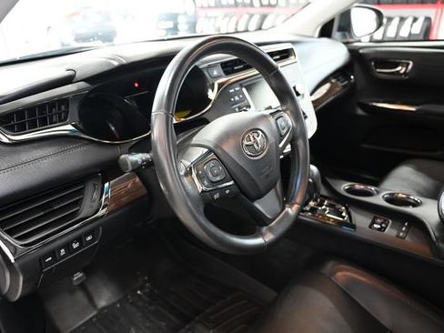 Used 2013 Toyota Avalon Limited FWD image 21