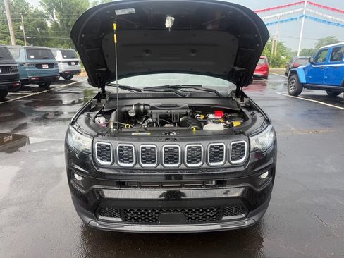 Certified 2024 Jeep Compass Latitude AWD/4WD image 53