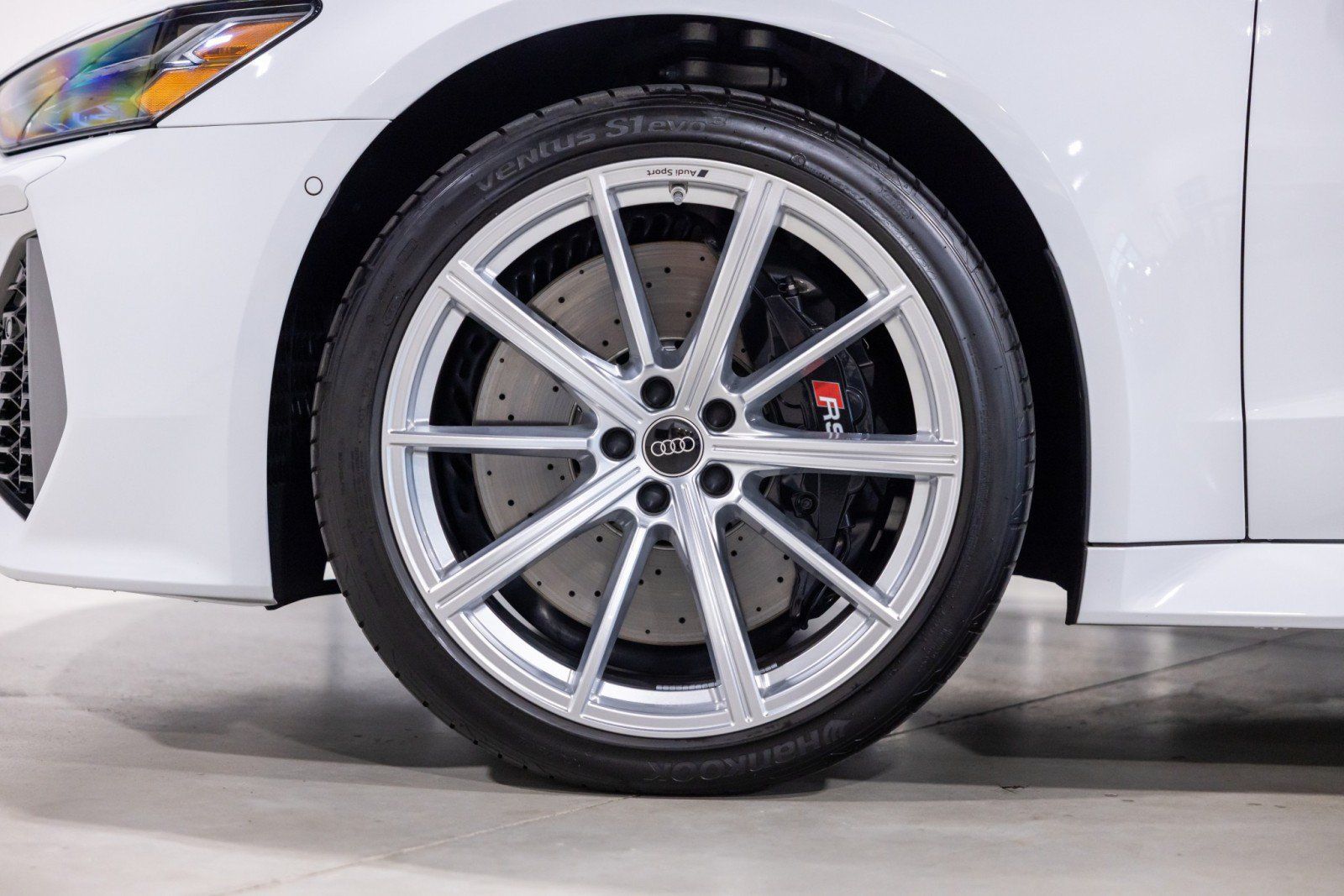 Used 2025 Audi RS 7 Performance w/ Executive Package AWD/4WD image 19