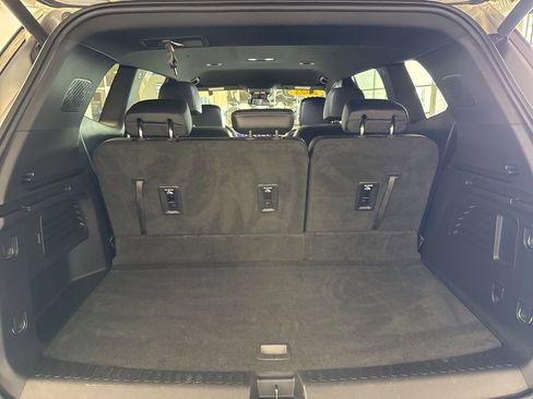 Used 2025 Buick Enclave Preferred AWD/4WD image 29