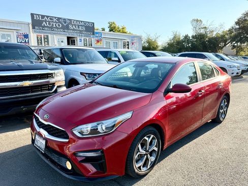 Used 2021 Kia Forte LXS FWD image 1