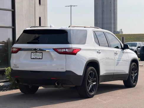 Used 2021 Chevrolet Traverse LT AWD/4WD image 5