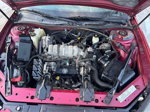 Used 2004 Pontiac Grand Prix GT2 w/ Leather Trim Pkg image 19