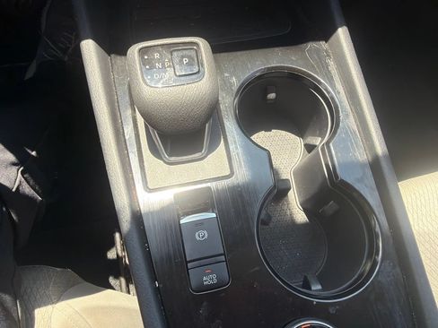 Used 2025 Nissan Rogue SV AWD/4WD image 12