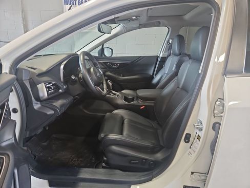 Certified 2025 Subaru Outback Limited AWD/4WD image 15