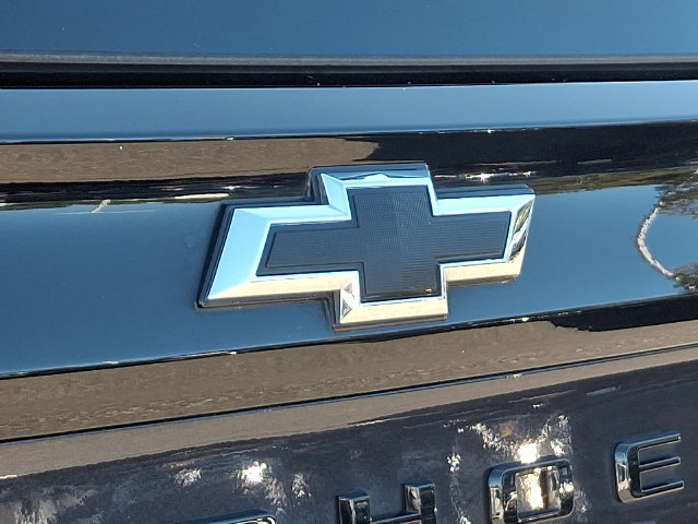Used 2025 Chevrolet Tahoe Z71 AWD/4WD image 32