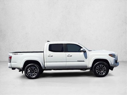 Used 2022 Toyota Tacoma TRD Sport RWD image 4