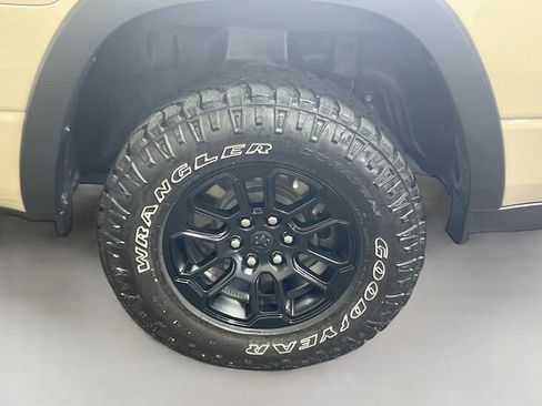 Used 2025 RAM 1500 Rebel w/ Rebel Level 2 Equipment Group AWD/4WD image 27