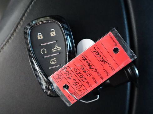 Used 2020 Chevrolet Camaro LT RWD image 36