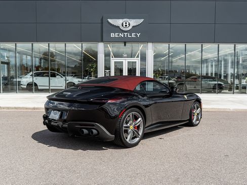 Used 2024 Ferrari Roma Spider RWD image 3