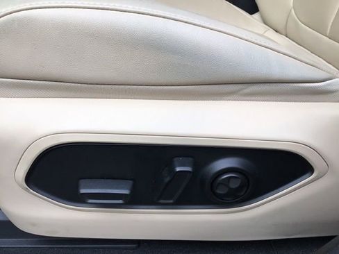 Used 2022 Jeep Grand Cherokee Limited image 23