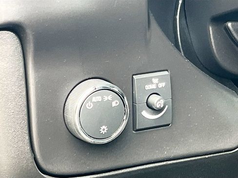 Used 2023 Chevrolet Express 2500 w/ Driver Convenience Package RWD image 10