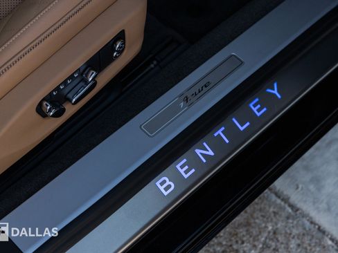 Used 2023 Bentley Continental GT V8 image 31