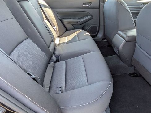 Used 2022 Nissan Altima 2.5 SV image 18