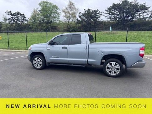 Used 2018 Toyota Tundra SR5 image 9
