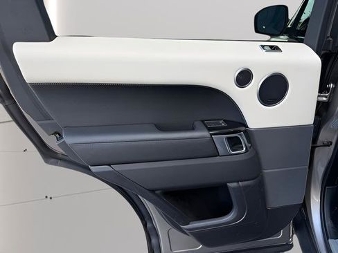 Certified 2022 Land Rover Range Rover Sport HSE Silver Edition image 28