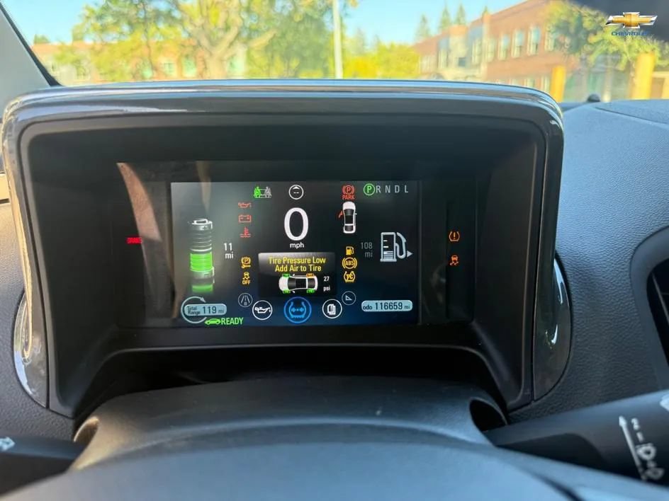 Used 2012 Chevrolet Volt Premium w/ Premium Trim Package FWD image 31