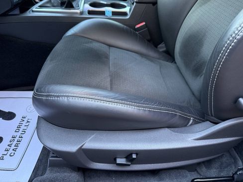 Used 2009 Dodge Challenger SRT8 w/ SRT Option Group II RWD image 46