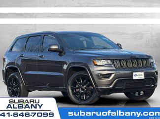 Used 2020 Jeep Grand Cherokee Altitude video 1