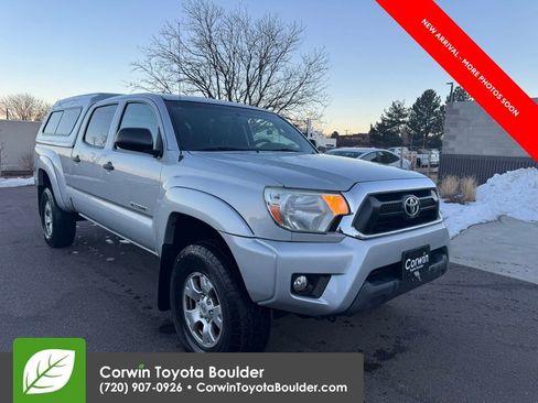 Used 2012 Toyota Tacoma 4x4 Double Cab w/ SR5 Pkg image 1