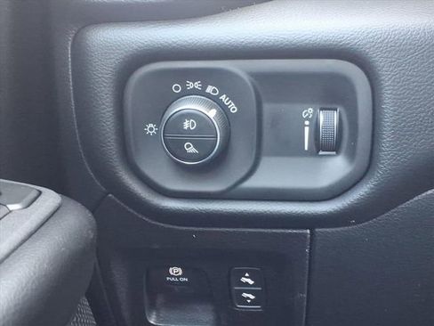 New 2026 RAM 1500 4x4 Crew Cab image 20