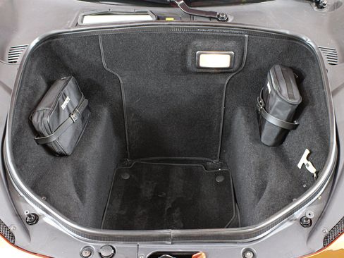 Certified 2015 Ferrari 458 Italia Coupe RWD image 40
