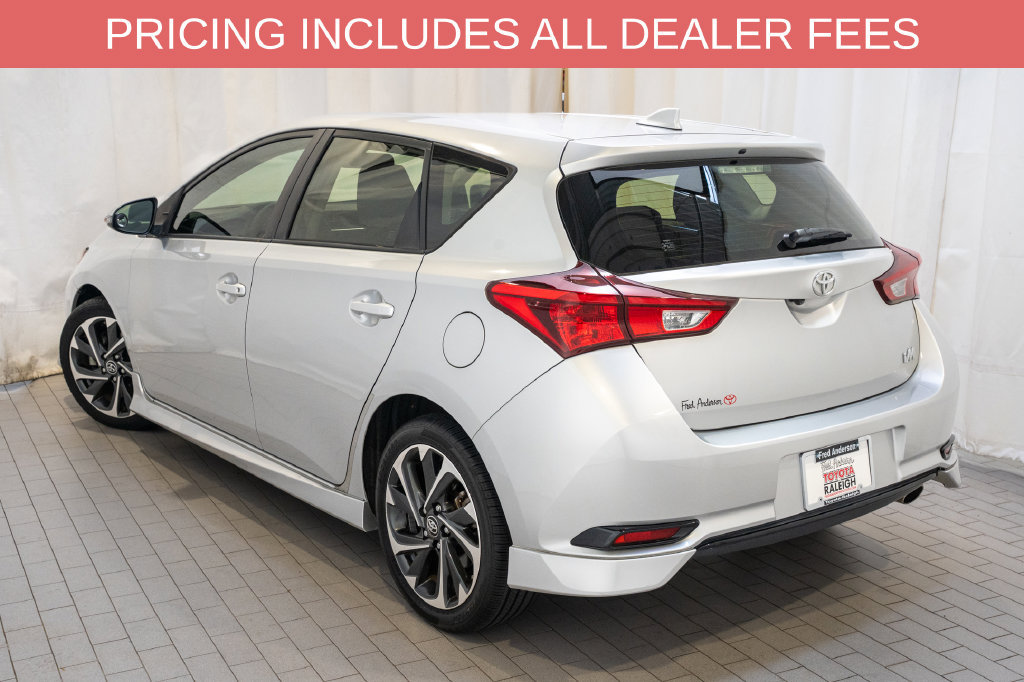 Used 2017 Toyota Corolla iM FWD image 3