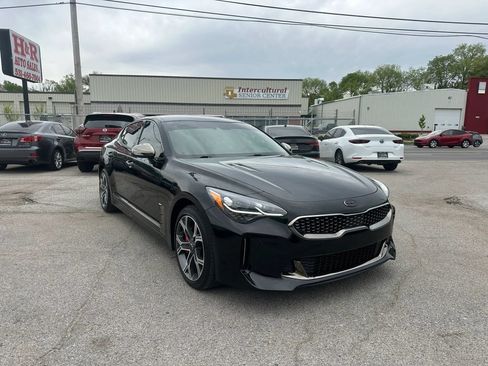 Used 2018 Kia Stinger GT AWD/4WD image 7
