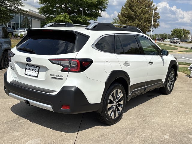 Used 2024 Subaru Outback Touring XT AWD/4WD image 3