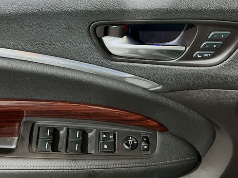 Used 2016 Acura MDX FWD w/ Tech & Entertainment image 13