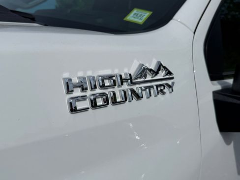 Certified 2024 Chevrolet Silverado 2500 High Country w/ Technology Package AWD/4WD image 9