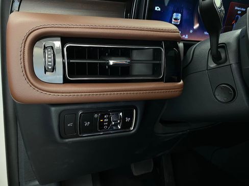 New 2026 Lincoln Aviator Reserve AWD/4WD image 18