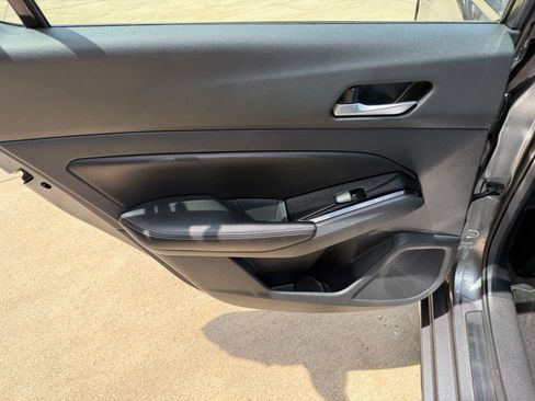 Used 2023 Nissan Altima 2.5 SL FWD image 16