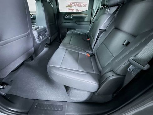 Used 2025 Chevrolet Silverado 1500 RST w/ Convenience Package II AWD/4WD image 28
