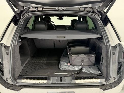 New 2026 Land Rover Range Rover Sport Dynamic SE AWD/4WD image 18