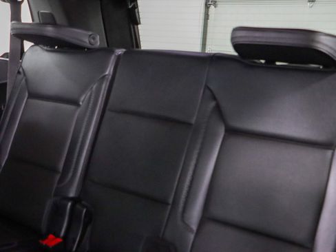 Used 2023 GMC Yukon Denali AWD/4WD image 29