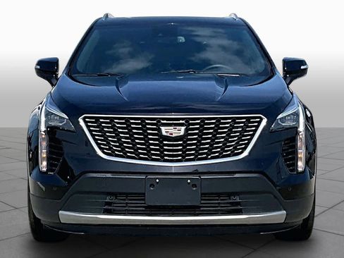 Used 2023 Cadillac XT4 Premium Luxury w/ Cold Weather Package FWD image 3